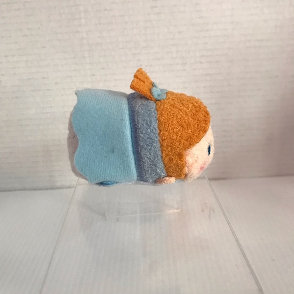 Disney Tsum Tsum Peter Pan Wendy mini plush 3.5 " - Picture 3 of 4